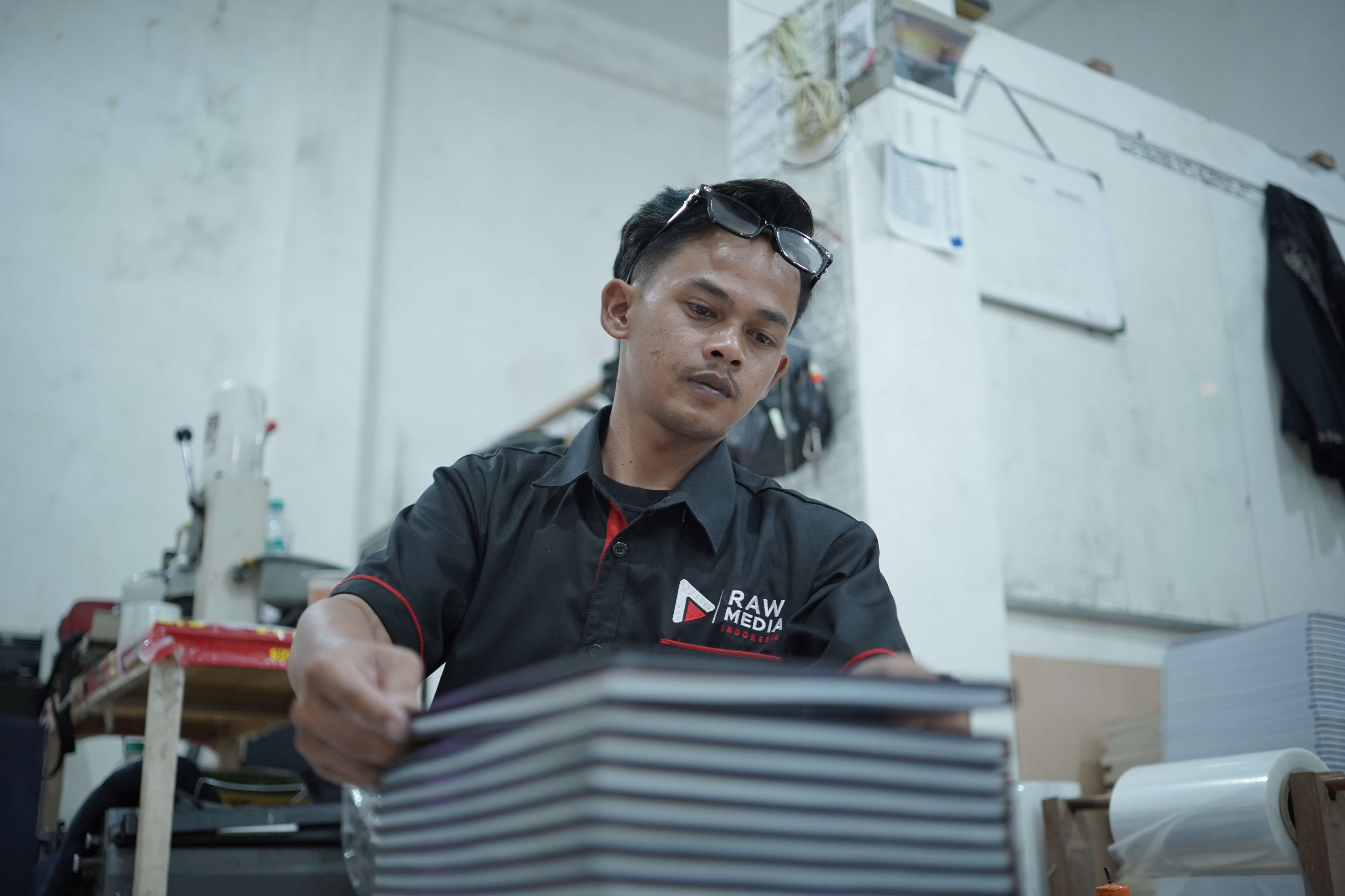 Hasil produksi RAW Media 4